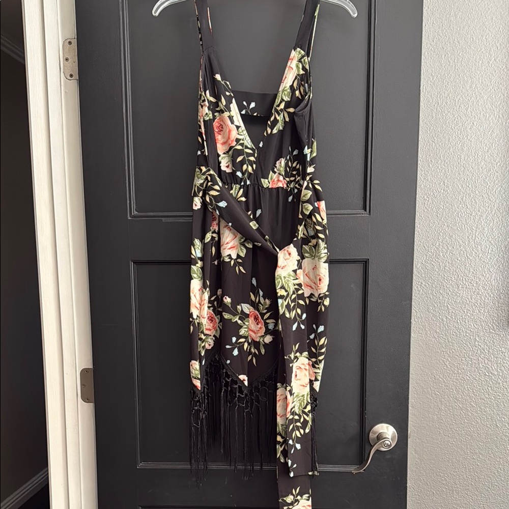 PrettyLittleThing Black Floral High Low Dress